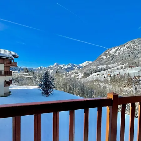 Cosy Avec Piscine Et Parking, Au Pied Des Pistes - Fr-1-505-213 *
